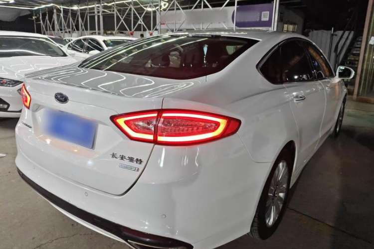 Used Ford Mondeo 2013 2.0L GTDi 200 Luxury Model
