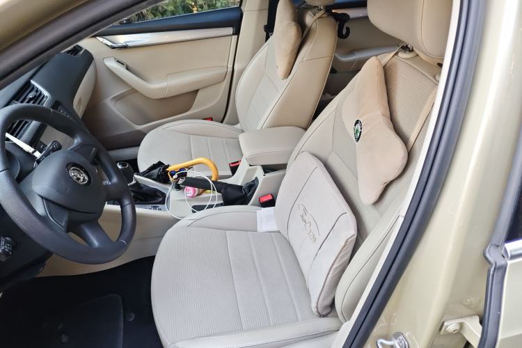 Used Skoda Octavia 2015 1.6L Automatic Yijie Edition