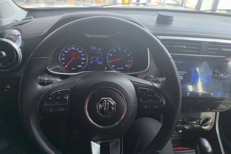 Used MG ZS 2018 1.5L Automatic Luxury Edition China V Standard Center Console