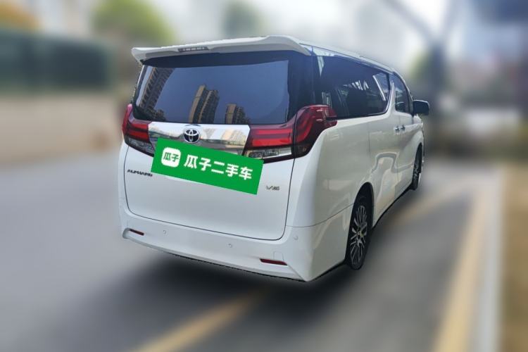 Used Toyota Alphard 2015 3.5L Luxury Edition Rear Right 45 Deg