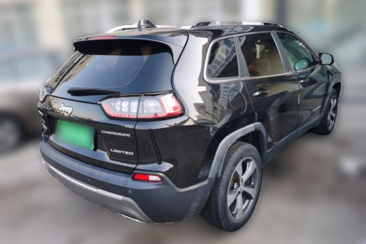 Used Jeep Cherokee 2019 2.0T Four-Wheel Drive Explorer Edition China V
