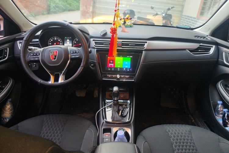 Used Roewe i5 2019 1.5L Automatic 4G Connected Langyue Edition
