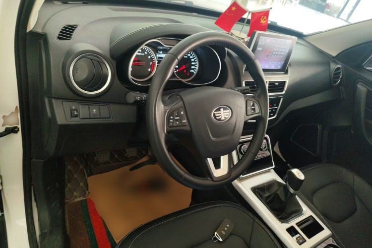 Used Bestune X40 2019 1.6L Manual Luxury Edition China VI
