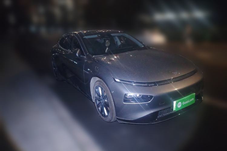 Used XPeng P7 2022 670N+ Front Right 45 Deg