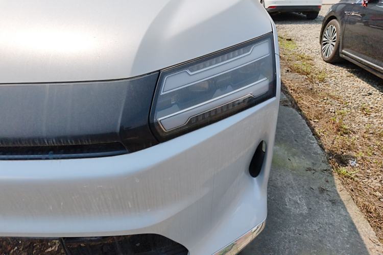 Used Wuling Starlight 730 2025 Model Pure Electric 500km Luxury Edition
