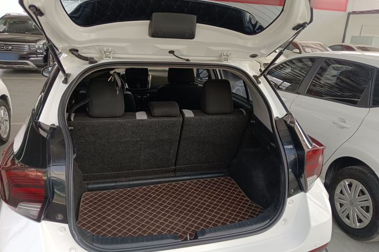 Used Toyota YARiS L Zhi Xuan 2021 X-Trail 1.5L CVT Leading Edition