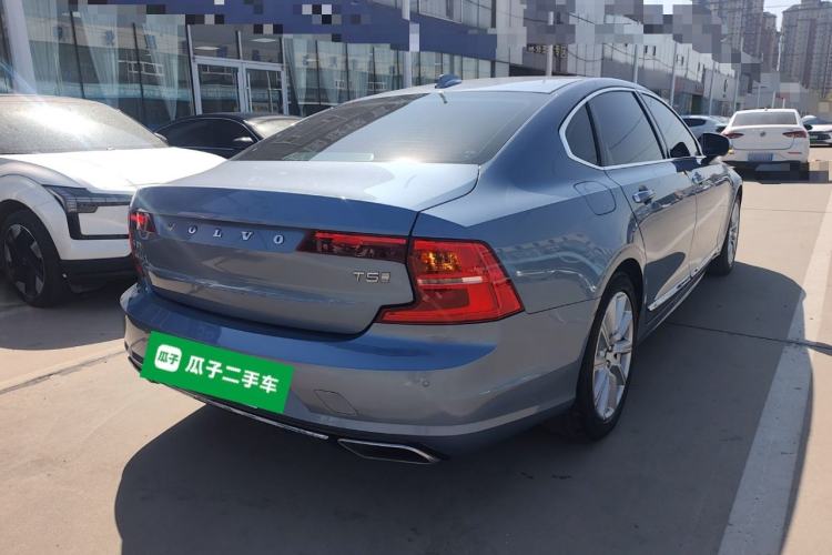 Used Volvo S90 2020 Facelift T5 Smart & Luxurious Edition