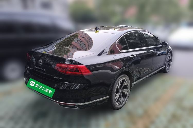 Used Volkswagen Magotan 2021 330TSI DSG 30th Anniversary Edition Rear Right 45 Deg