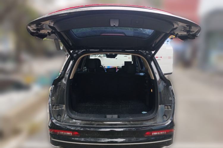 Used Landian E5 2024 Honor Edition 100KM Premium Model 7 Seats Trunk