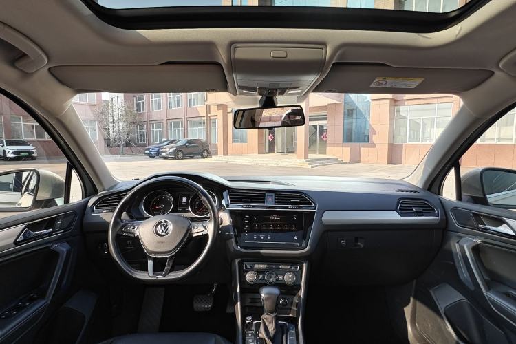 Used Volkswagen Tiguan L 2021 330TSI Automatic Two-Wheel Drive Smart Edition