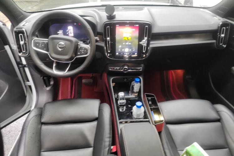 Used Volvo XC40 New Energy 2024 Long-Range PRO Version
