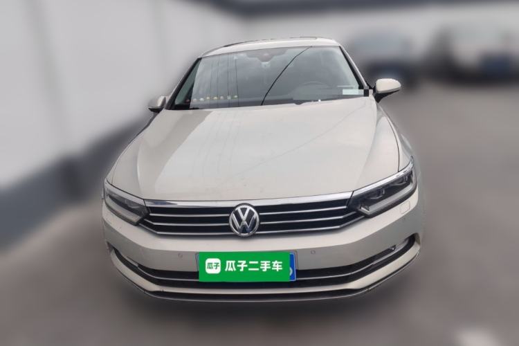 Used Volkswagen Magotan 2018 330TSI DSG Luxury Model
