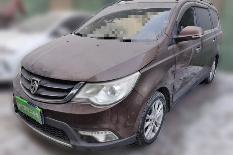 Used Baojun 730 2014 1.5L manual Comfort version 7 seats