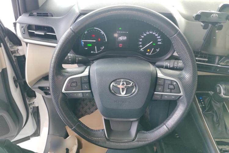 Used Toyota Granvia 2023 2.5L Hybrid Prestige PLUS Edition Steering Wheel