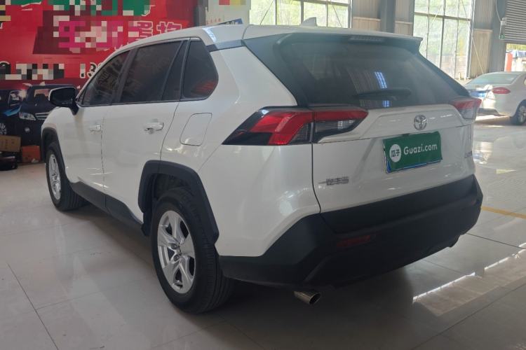 Used Toyota RAV4 2024 2.0L CVT Two-Wheel Drive Urban Edition