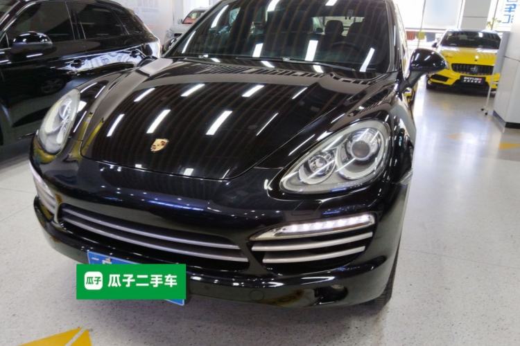 Used Porsche Cayenne 2014 Cayenne Platinum Edition 3.0T Front