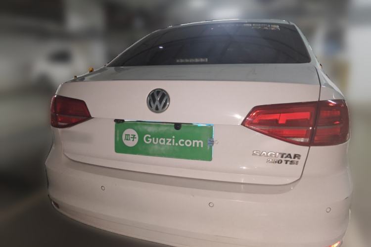 Used Volkswagen Sagitar 2015 230TSI Automatic Comfort Version Rear