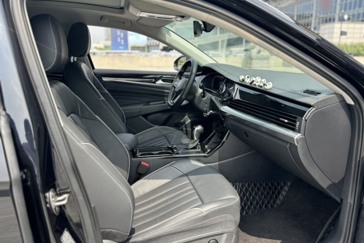 Used Volkswagen Passat 2023 330TSI Starry Elite Edition
