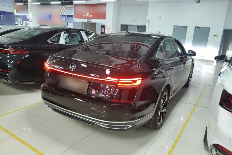 Used Volkswagen Passat 2025 Outstanding Model 380TSI Starry Dragon Edition