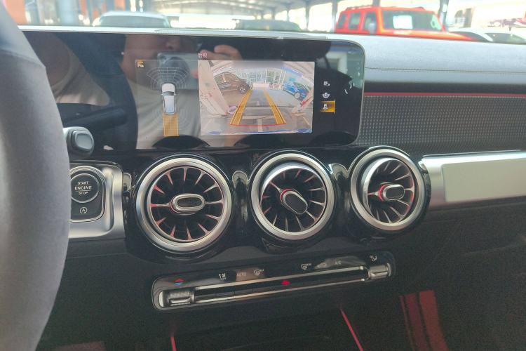 Used Mercedes-Benz GLB 2020 Updated GLB 200 Dynamic Edition
