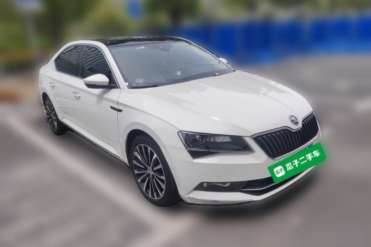 Used Skoda Superb 2018 TSI330 DSG Luxury Edition China V Standard Front Right 45 Deg