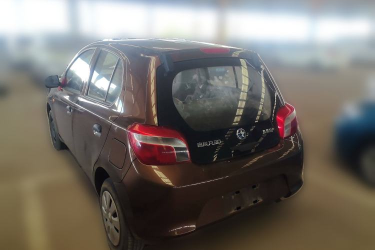 Used Venucia R30 2014 1.2L Manual Comfort Edition
