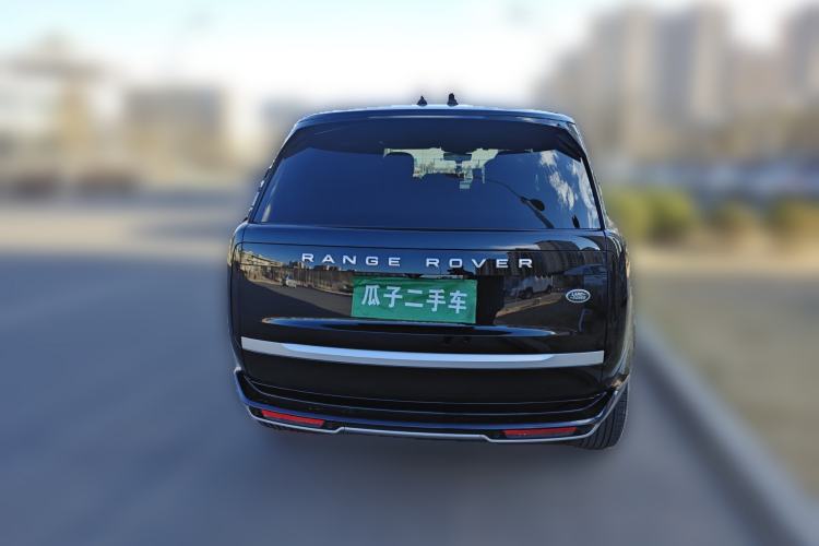 Used Land Rover Range 2023 3.0 L6 400 PS Extended Long-Wheelbase Version Rear