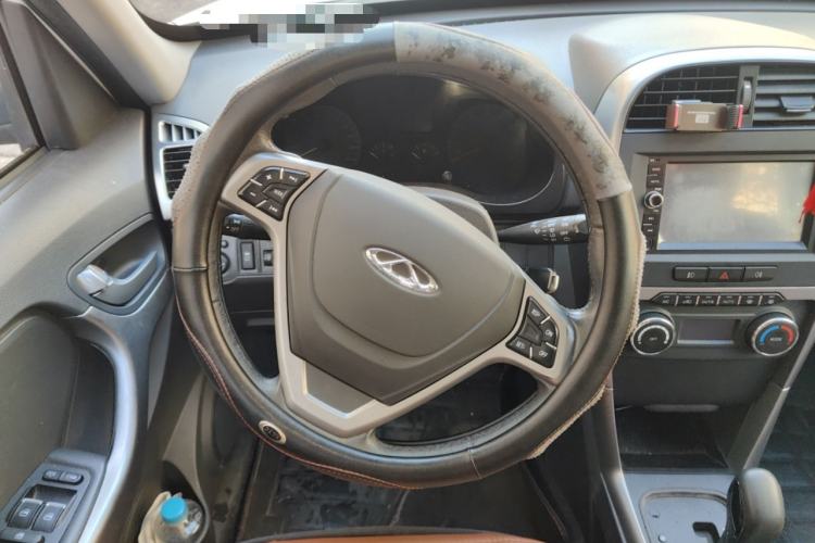 Used Chery Tiggo 3 2015 1.6L CVT ZhiShang Commemorative Edition