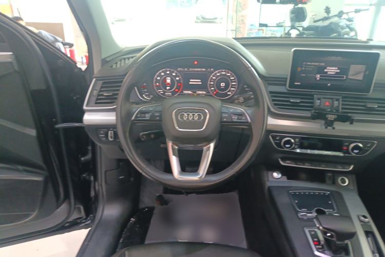Used Audi Q5L 2020 Updated 40 TFSI Prestige Fashion Edition Steering Wheel