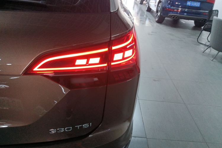 Used Volkswagen Tayron 2022 330TSI Two-Wheel Drive Luxury Smart Connectivity Version Right Rear Taillight