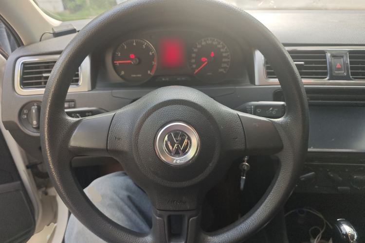 Used Volkswagen Santana 2015 1.6L Automatic Comfort Edition
