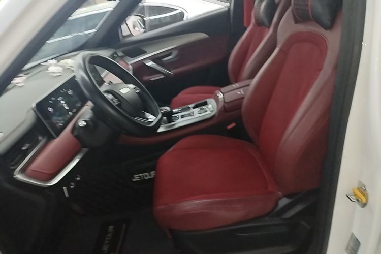Used JETOUR X70 PLUS 2023 1.5T DCT Ziqiang PRO 5-Seater