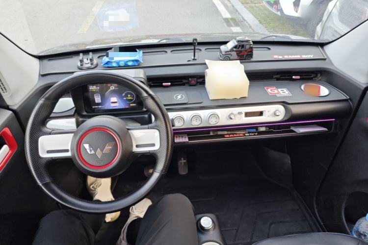 Used Wuling Hongguang MINIEV 2022 GAMEBOY 200km Gaming Edition with Lithium Iron Phosphate
