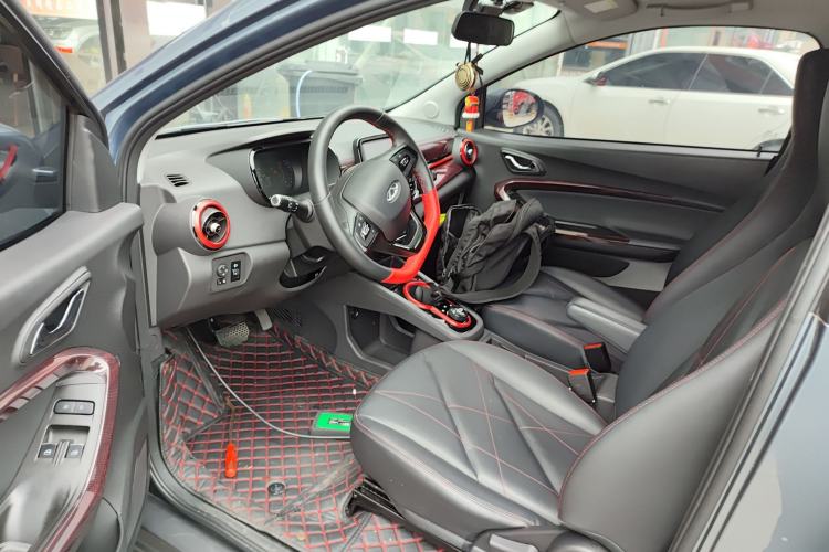 Used Chery QQ Little Ant 2022 Sweet Pink Edition Half-Sugar Version Lithium Iron Phosphate 29.2 kWh 30 kW 301 km Left Front Seat