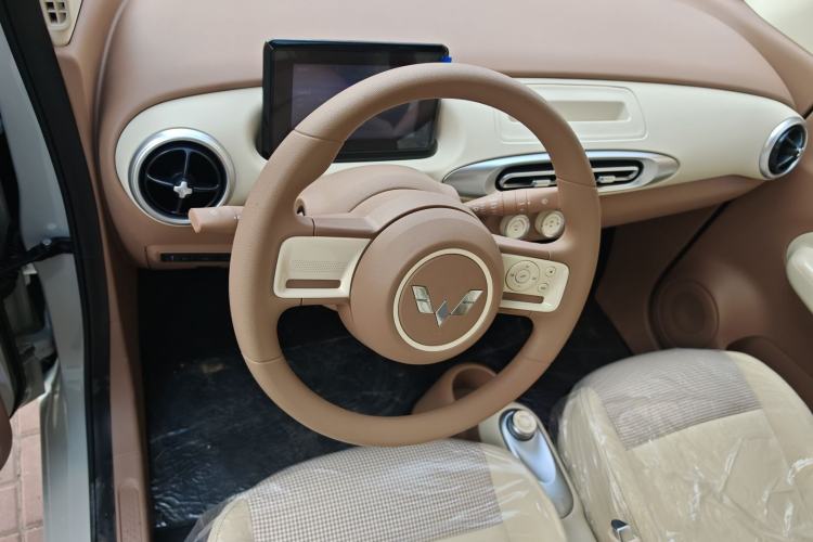 Used Wuling Hongguang MINIEV 2025 Four-Door Version Advanced Edition