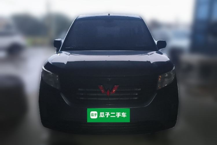 Used Wuling Hongguang PLUS 2019 1.5T Manual Standard Edition 5 Seats
