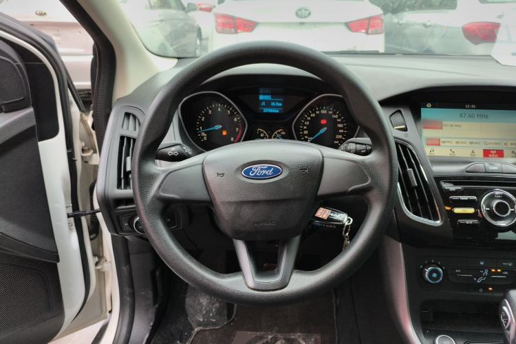 Used Ford Focus 2017 Hatchback 1.6L Automatic Comfort Plus SmartDrive Edition Steering Wheel
