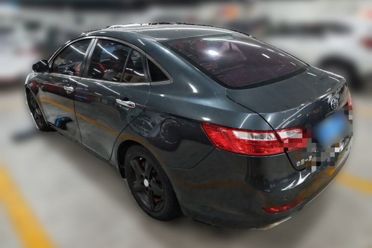 Used Bestune B70 2014 2.0L automatic luxury version
