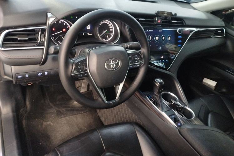 Used Toyota Camry 2019 2.0G Luxury Edition China VI Standard