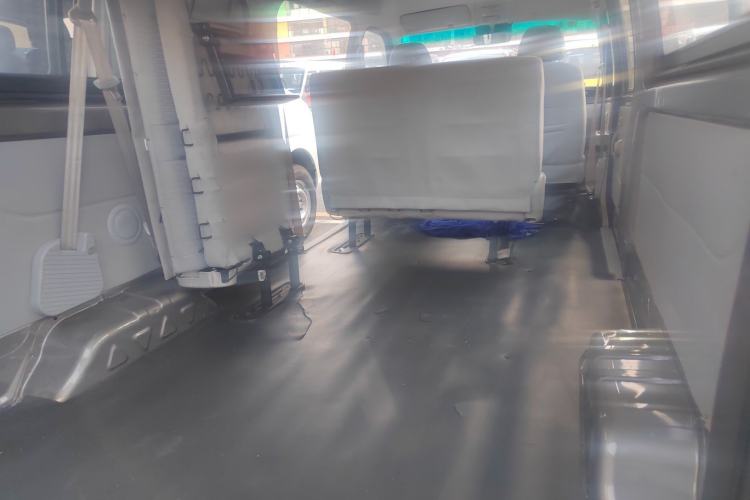 Used Jinbei New Hiace X30L 2021 1.5L Wealth Edition Bus Non-Air-Conditioned China VI Standard SWC15M