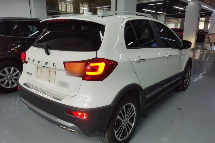 Used Haval H1 2016 Revised Version Blue Badge 1.5L AMT Luxury Edition
