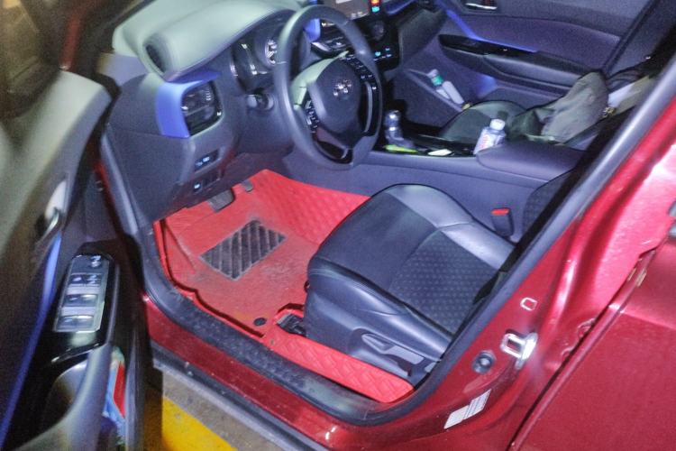 Used Toyota IZOA 2018 2.0L Yichi Edition China V Standard Driver Seat