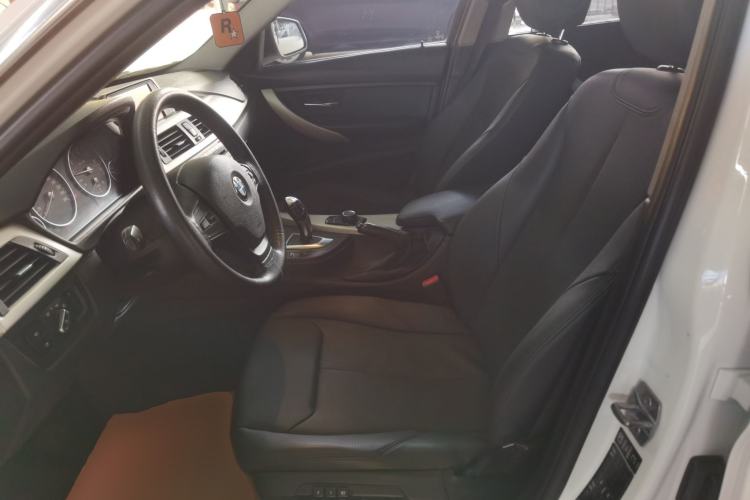 Used BMW 3 Series 2015 320Li Luxury Edition Fashion Model
