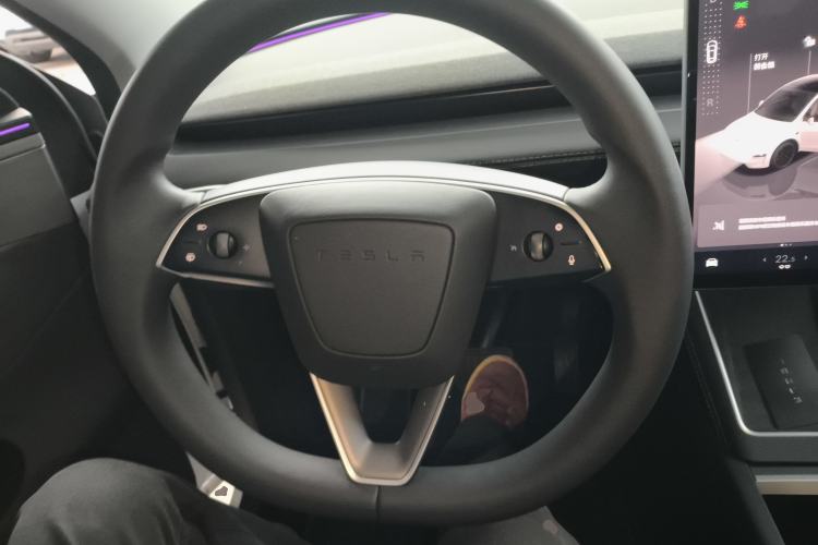 Used Tesla Model Y 2025 Long-Range All-Wheel Drive First Edition