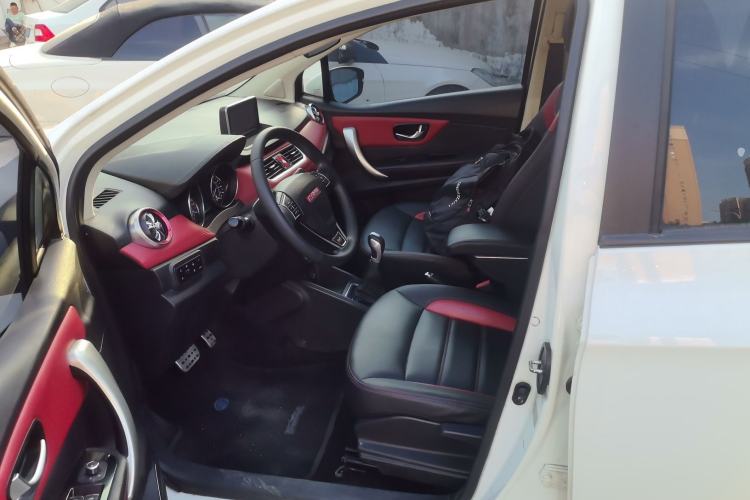 Used Haval H1 2015 1.5L AMT Luxury Model
