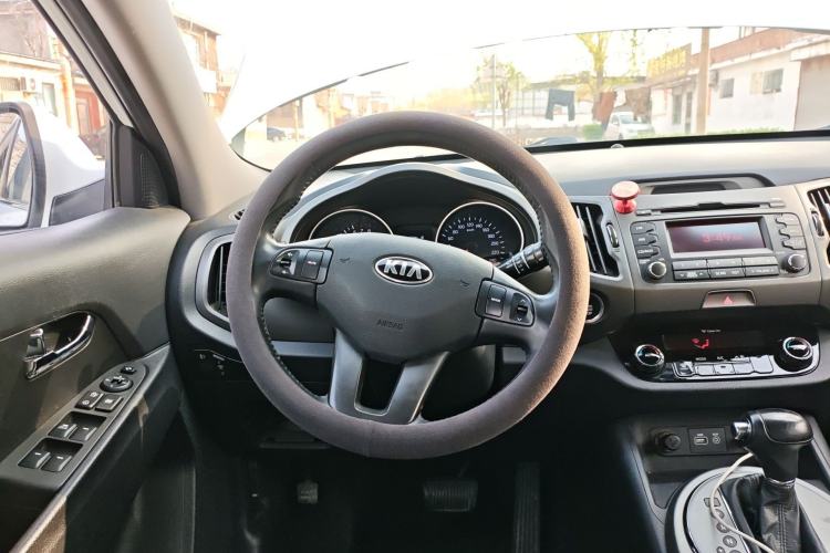 Used Kia Sportage R 2016 2.0L Automatic Two-Wheel Drive GLS Trim
