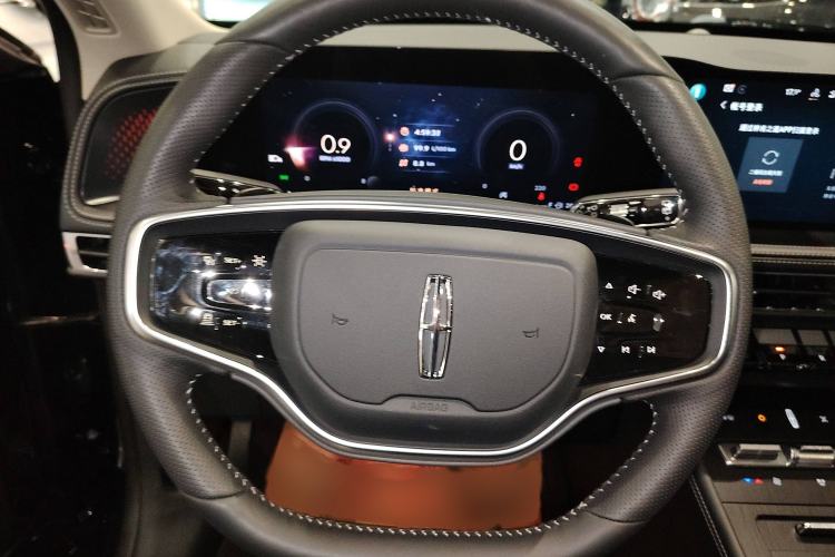 Used Lincoln Corsair 2024 2.0T Two-Wheel-Drive Luxury Edition