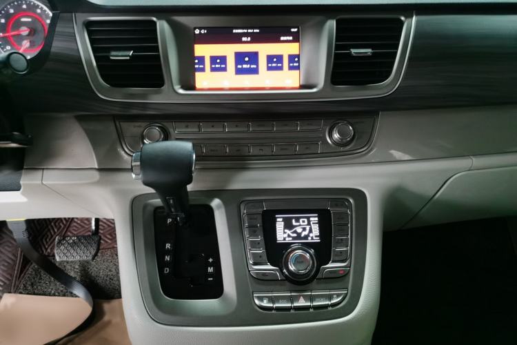 Used SAIC MAXUS G10 2018 PLUS 2.0T Automatic Smart Edition
