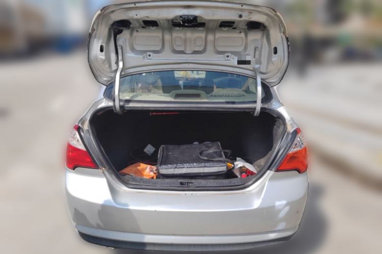 Used Venucia D50 2013 1.6L Manual Luxury Edition