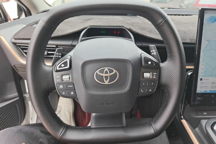 Used Toyota bZ3 2024 517 km Elite PRO Steering Wheel